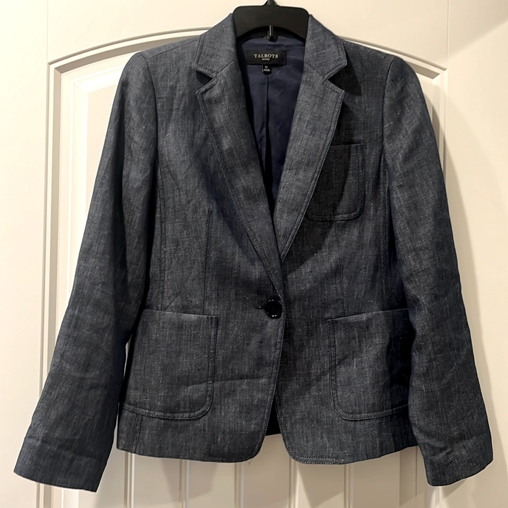 Talbots single button “faux denim” linen blazer.  Size 8 Petite.